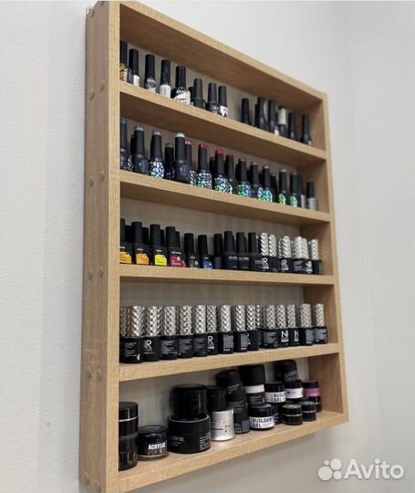 Аренда рабочего места мастера маникюра и педикюра