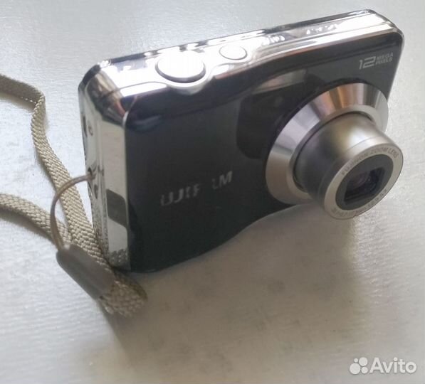 Компактный цифровой фотоаппарат FujiFilm FinePix A