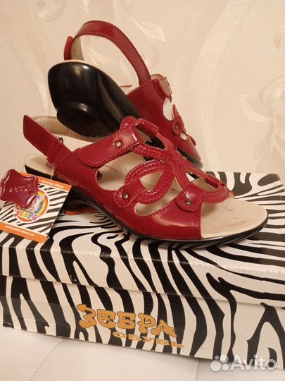 Босоножки для девочки