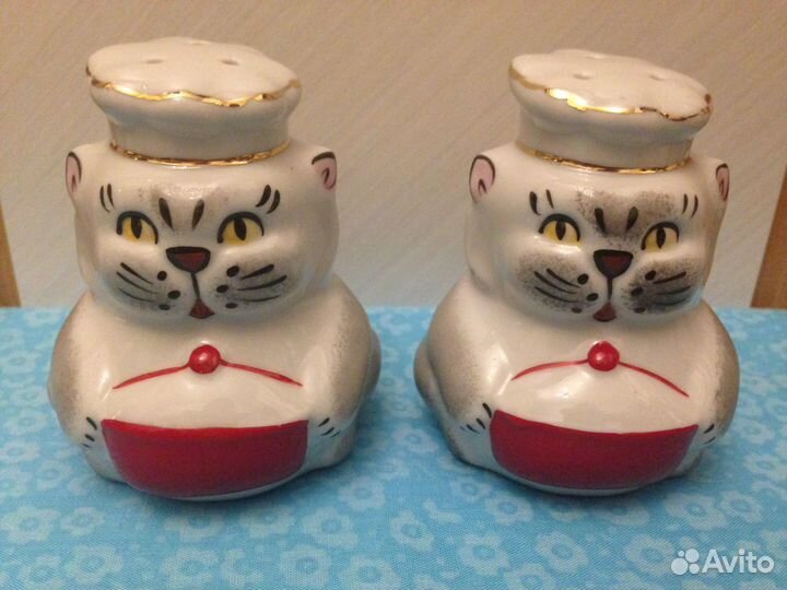 Фарфоровые статуэтки кот повар
