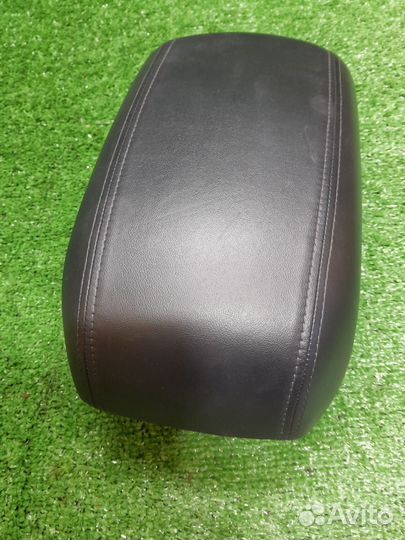 Крышка подлокотника хендай ix35