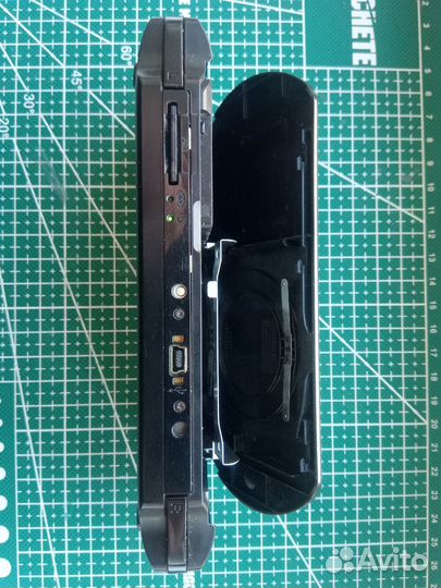 Sony psp e 1008