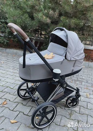 Cybex priam Soho grey (шасси Chrome Brown)