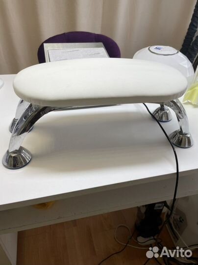 Подставка для рук маникюрная