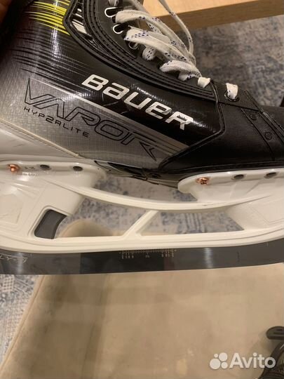 Хоккейные коньки bauer vapor hyperlite 2, 8.5 fit2