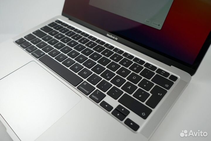 MacBook Air M1 8/256Gb Silver /Магазин/Новый