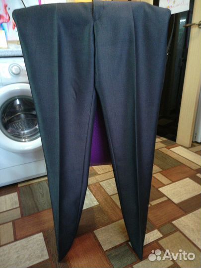 Продается костюм мужской