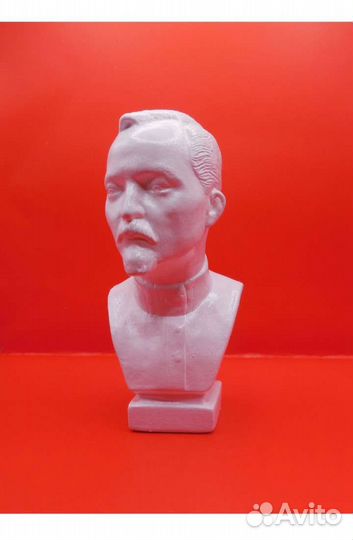 Бюст Дзержинский, гипс, новый, 12 см