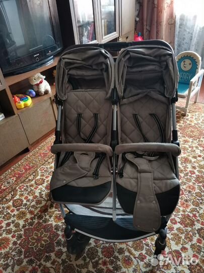 Прогулочная коляска для двойни или погодок