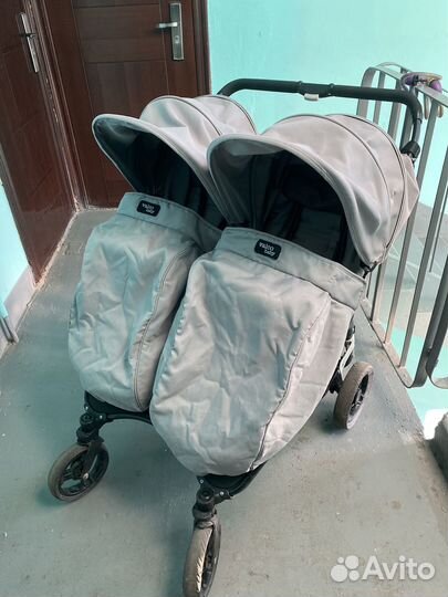 Коляска для двойни valco baby snap duo