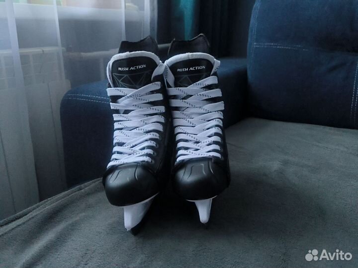 Коньки хоккейные 40 размер