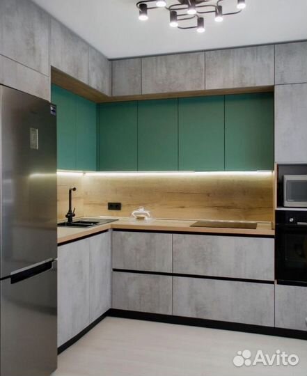 Стильная кухня с подсветкой