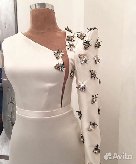 Вечернее платье