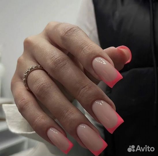 Маникюр педикюр