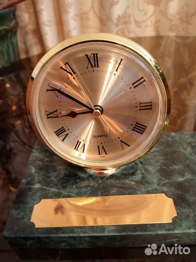 Настольные часы
