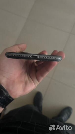 iPhone 8 Plus, 64 ГБ