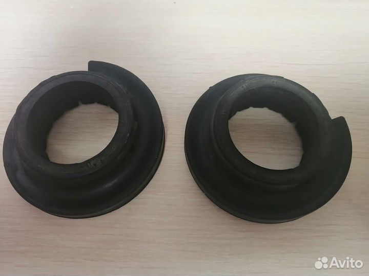 Демпфер задней пружины 553412L000