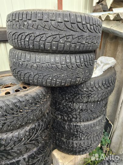 Hankook AM06 215/65 R16