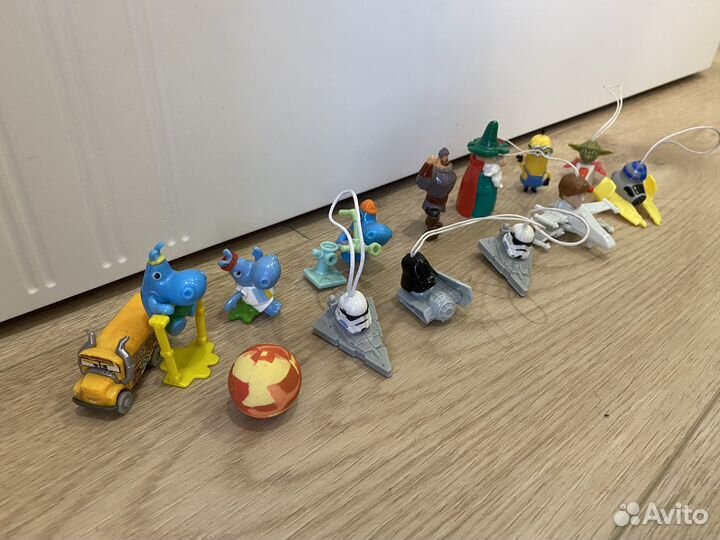 Киндер игрушки