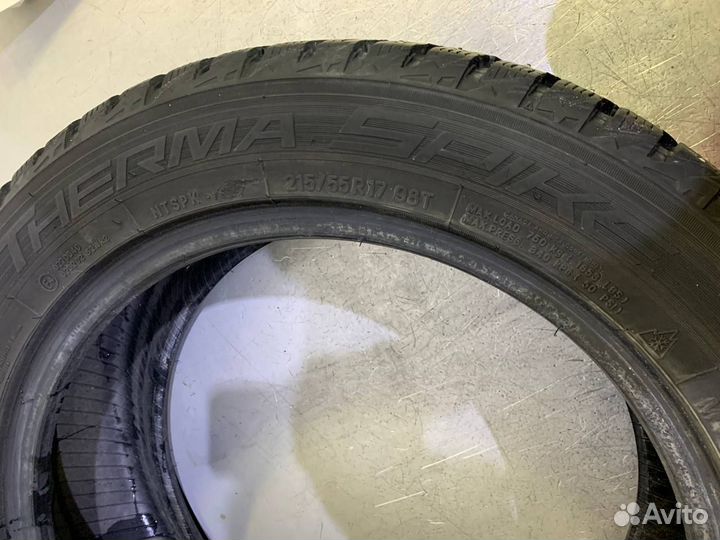 Nitto Therma Spike 215/55 R17