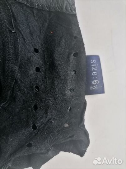 Перчатки женские черные и синие