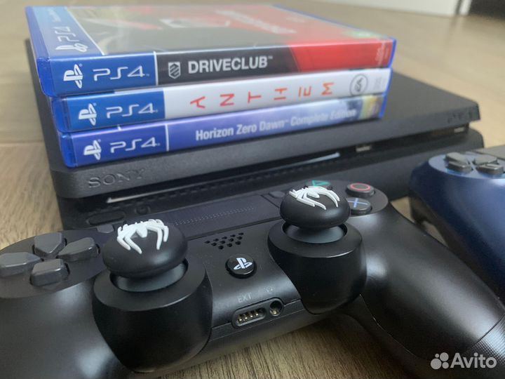 Sony playstation 4 slim 2 Джоя + игры