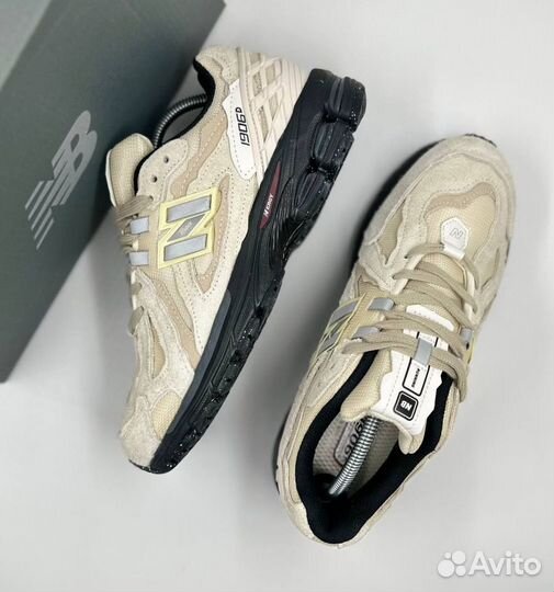 Кроссовки New Balance 1906 D легендарное качество