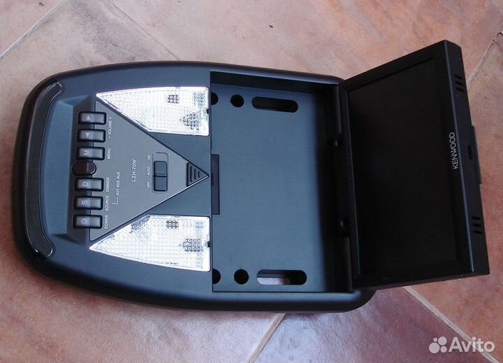 Потолочный монитор Kenwood LZH-70W