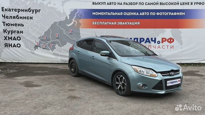 Накладка декоративная на кулису кпп Ford Focus 3