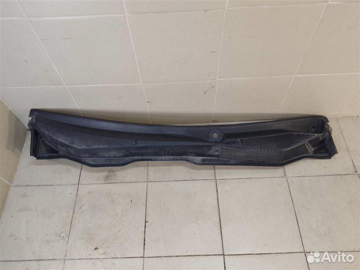 Решетка стеклоочистителей Opel astra H 2010