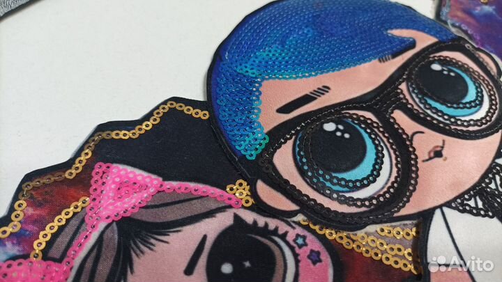 Аппликация на одежду 