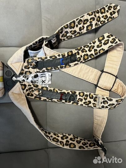 Эргорюкзак babybjorn mini leopard