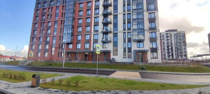 Продуктовый магазин в жилом комплексе, 188 м²