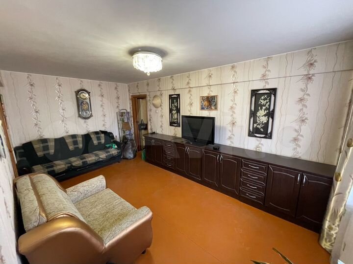 3-к. квартира, 48 м², 1/5 эт.