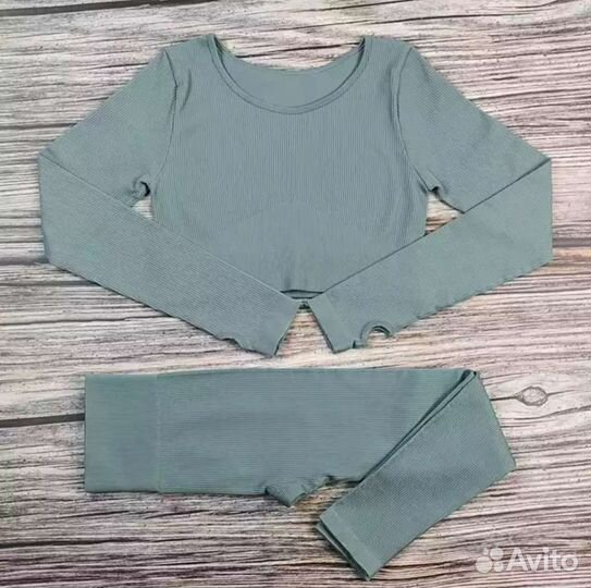 Спортивный костюм женский новый