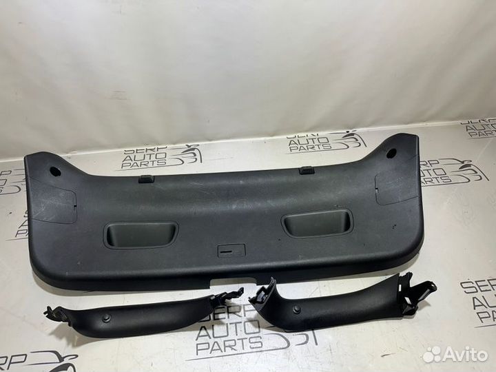 Обшивка крышки багажника Kia Ceed JD D4FB 2013