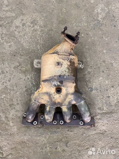 Выпускной коллектор Лада Веста