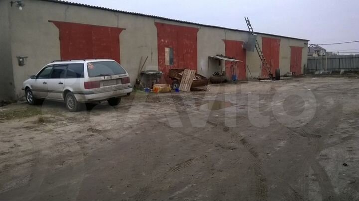 Гараж, > 30 м²