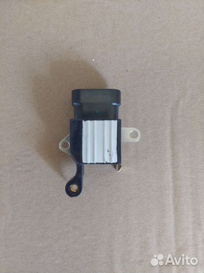 Реле регулятор az-13