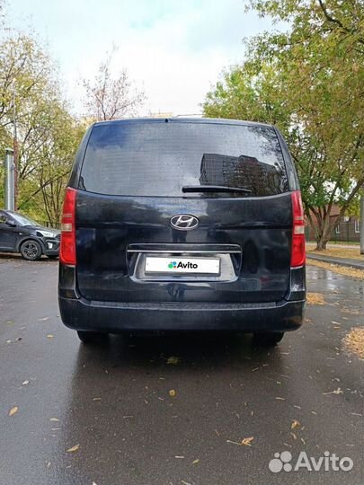 Hyundai Grand Starex 2.5 AT, 2010, 190 113 км