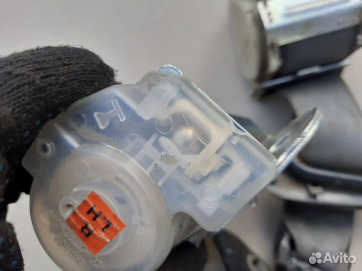 Задние ремни безопасности Hyundai Accent 2