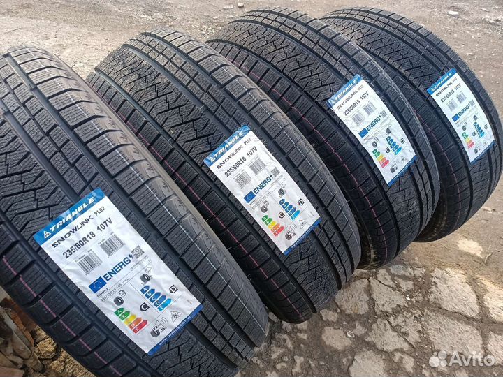 Triangle PL02 235/60 R18 108V