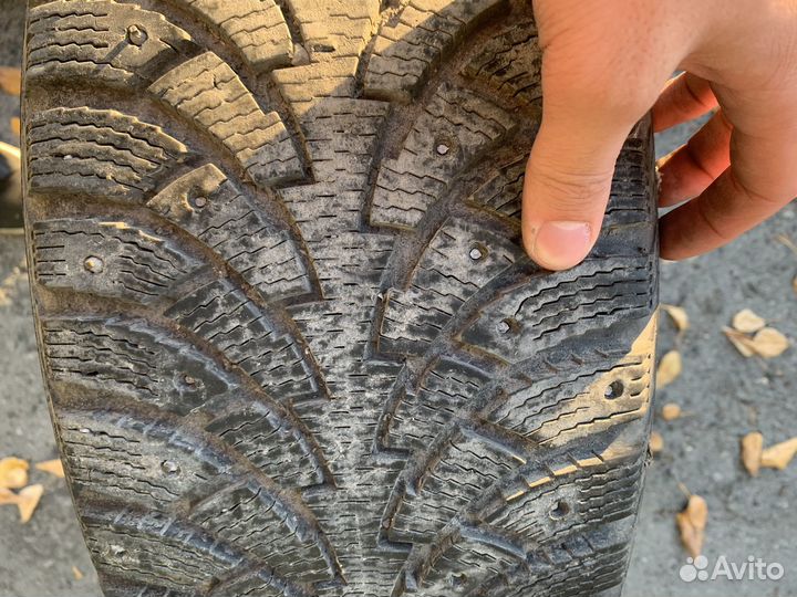 Nokian Tyres Hakkapeliitta 4 225/55 R17