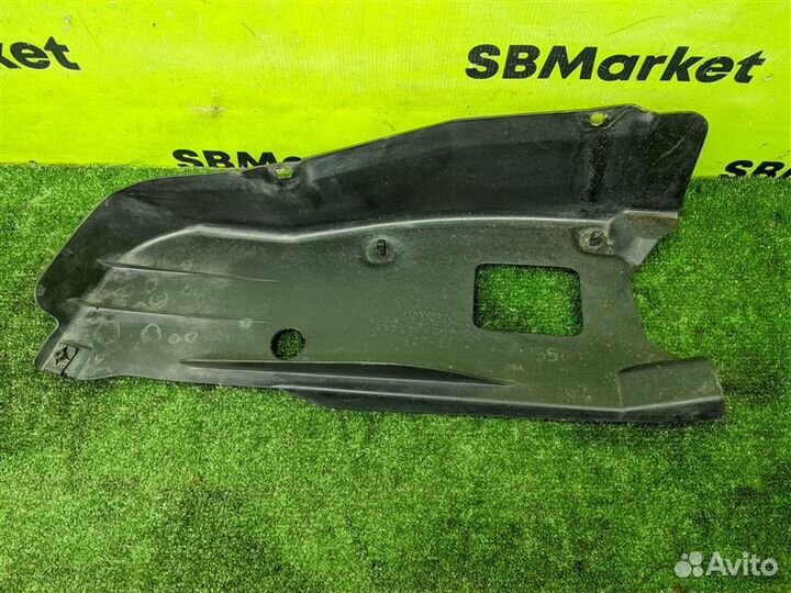 Защита бампера задняя левая Lexus Lx570 URJ201