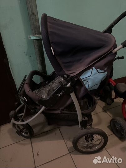 Прогулочная коляска