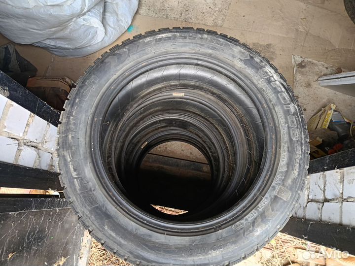 Bfgoodrich G-Force Stud 205/55 R16