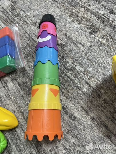 Развивающие игрушки для малышей