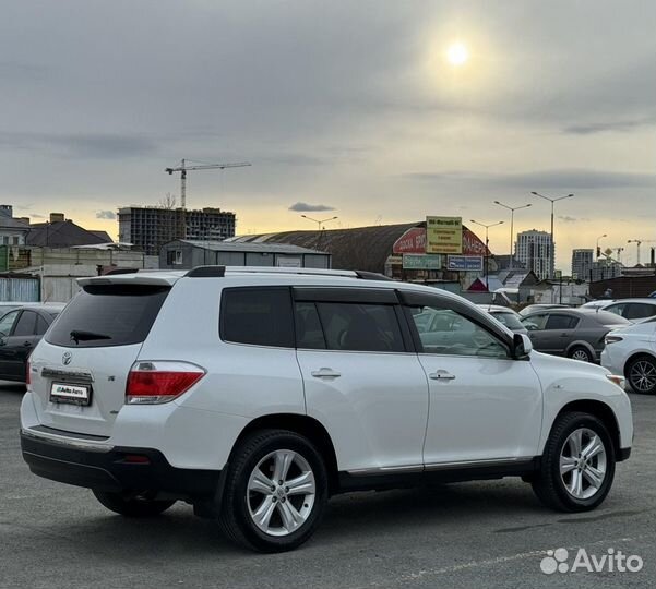 Toyota Highlander 3.5 AT, 2011, 126 000 км