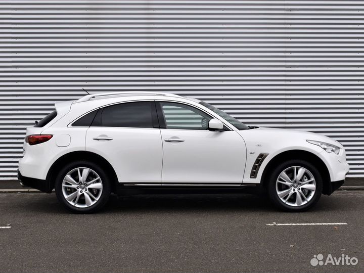 Infiniti QX70 3.7 AT, 2014, 77 000 км