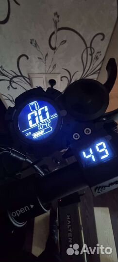 Электросамокат Halten totnado